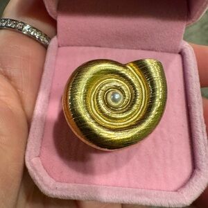Adjustable Gold Spiral Shell ring
